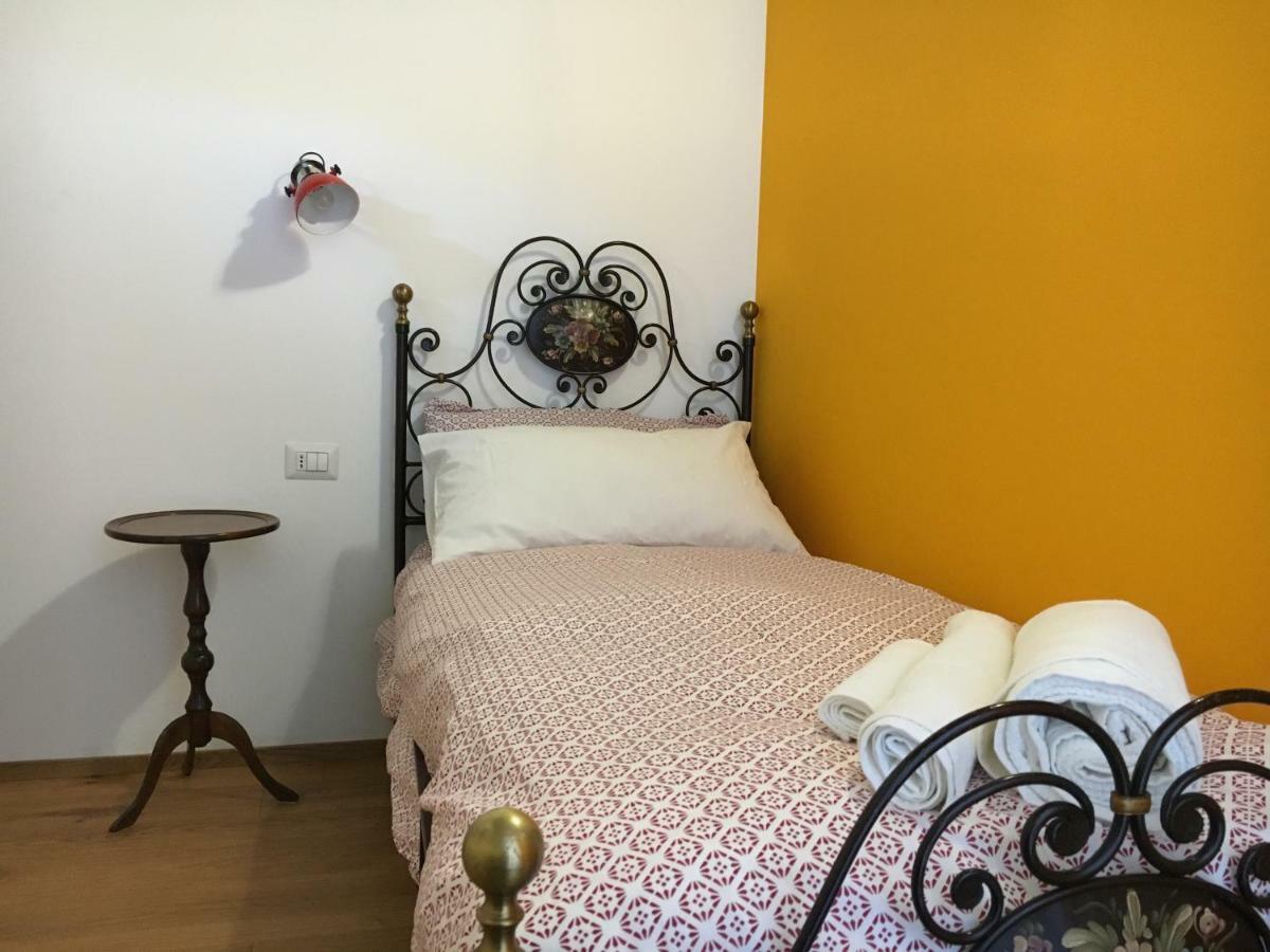 Elleboro Bed & Breakfast Carugo Exterior foto